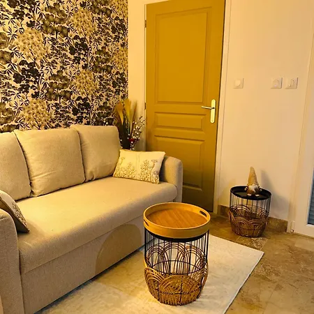 Le Nid Dhugava Апартаменты