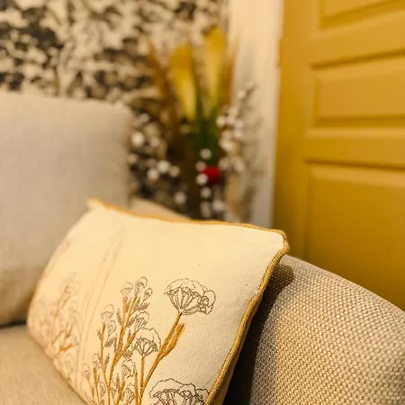 Le Nid Dhugava * Hem-Hardinval